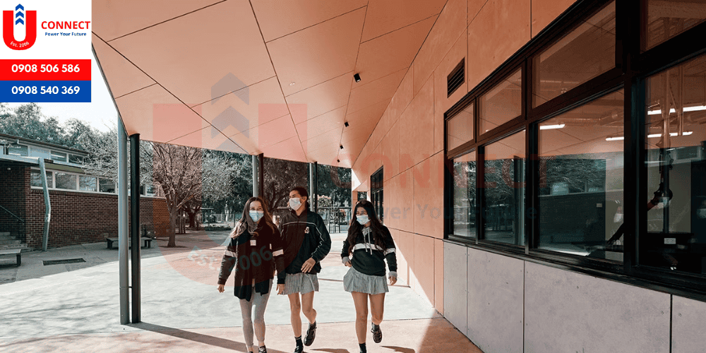 Trường trung học Strathmore Secondary College, bang Victoria, Úc