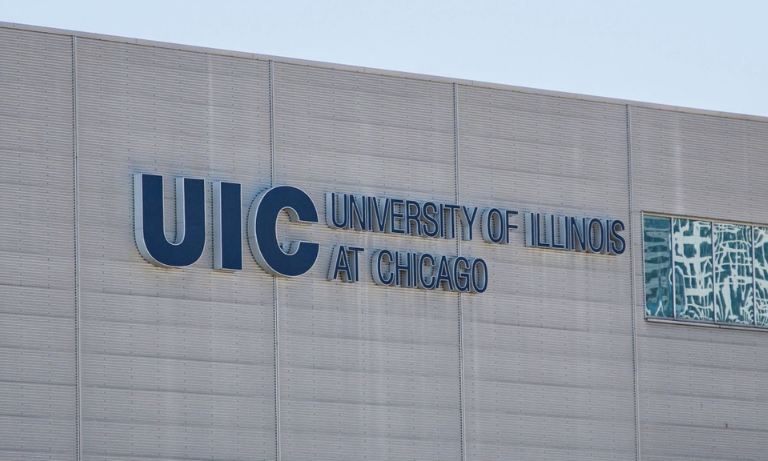 Học bổng đại học ILLINOIS tại CHICAGO (UIC), bang Illinois - Mỹ